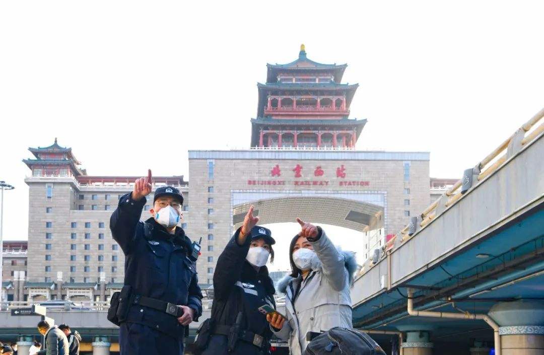 公安心向党护航新征程广东,公安心向党护航新征程图文