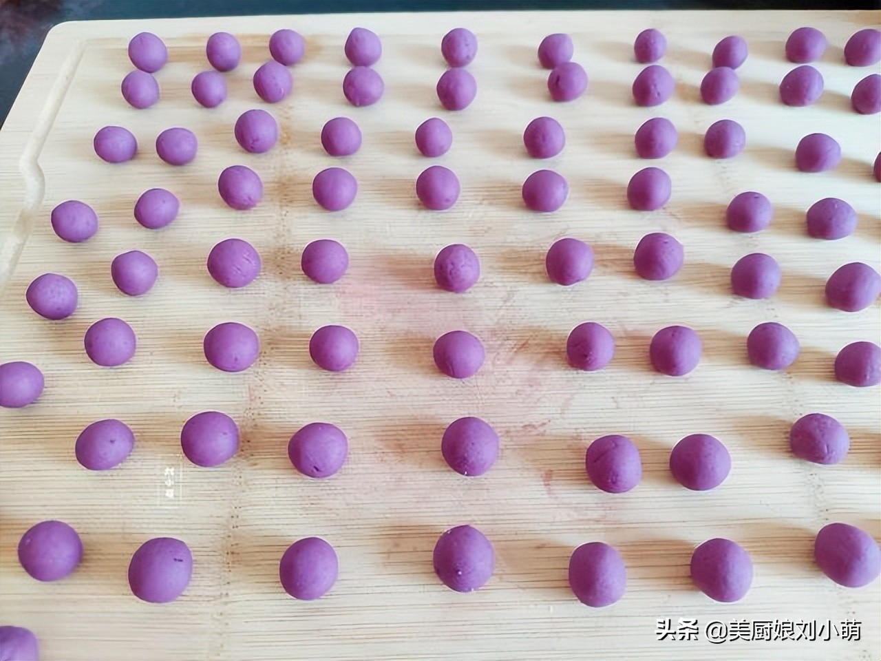 1个紫薯1碗西米教你秘制小糕点,紫薯西米最正宗的做法