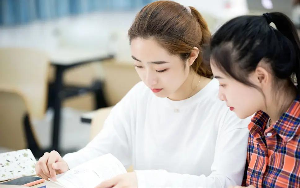 普信女的择偶要求,普信女学历高吗