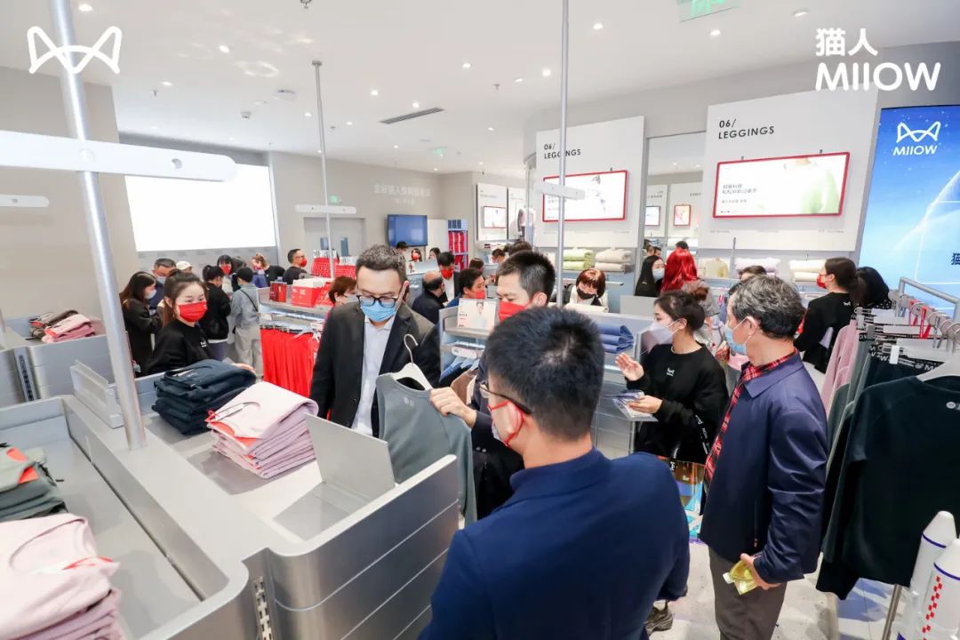 武汉武商梦时代猫人,猫人梦时代专卖店