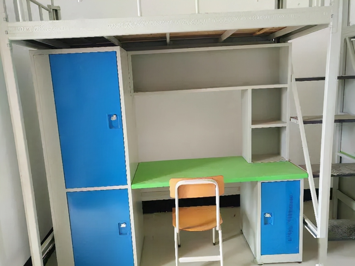 大学宿舍是四人间的宿舍有哪些,哪个大学宿舍四人间最好