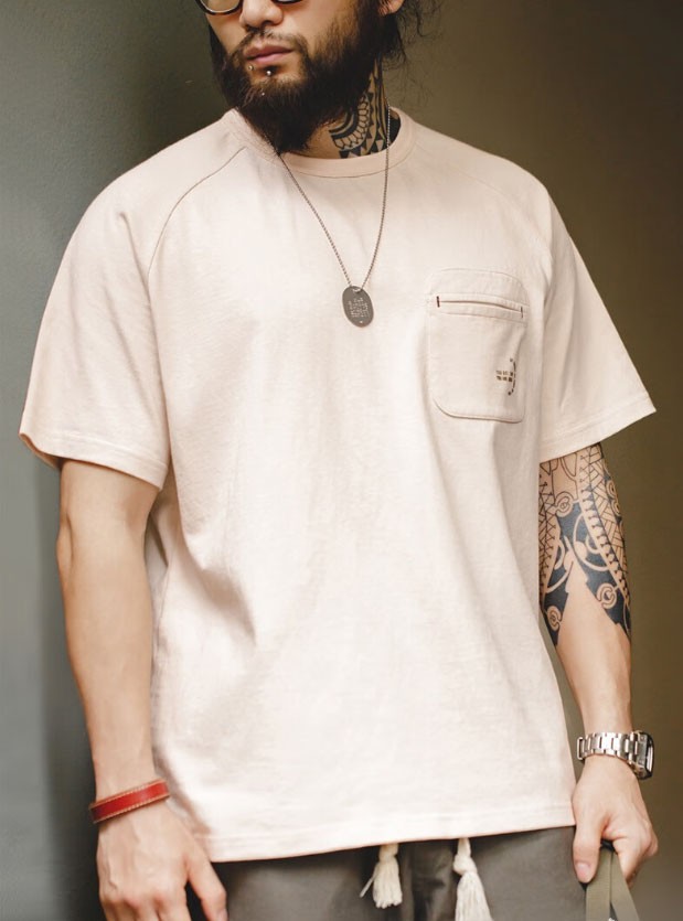 美式风复古涂鸦t恤,美式复古玫瑰印花t恤穿搭