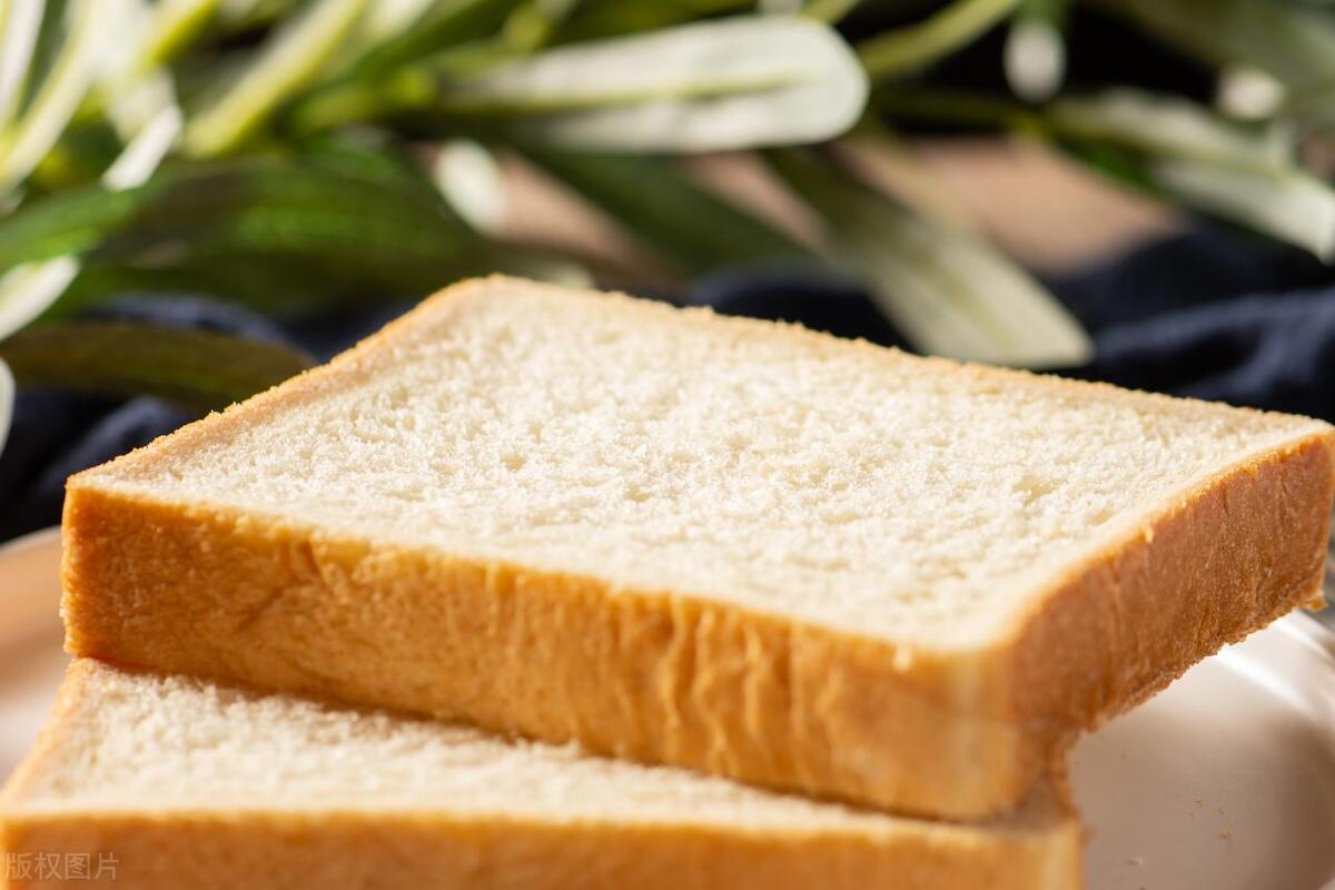 98元一条的吐司遭疯抢,上海一吐司售价98元遭疯抢