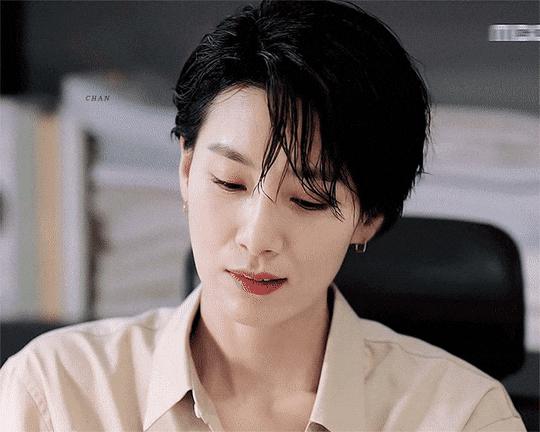 职场穿搭彩色,职场穿搭一定要选择有设计感