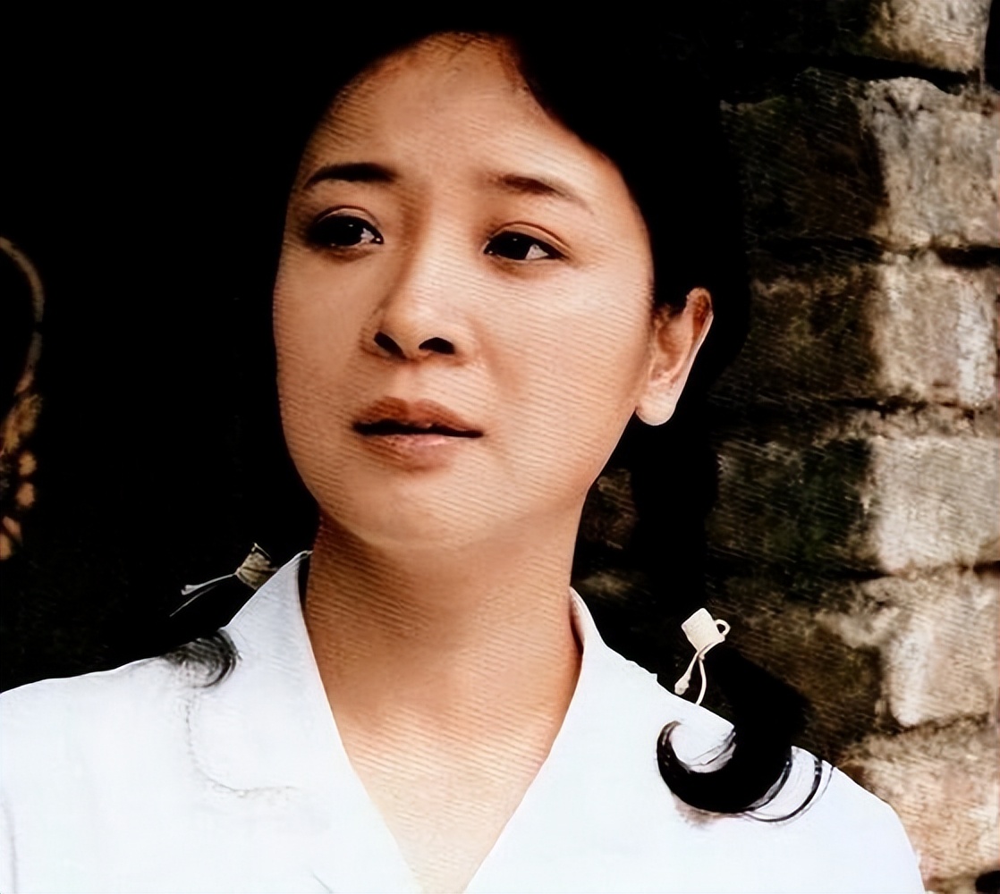 陈小艺婚姻危机,陈小艺结婚24年