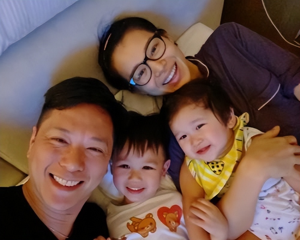 黄宗泽胡杏儿什么时候谈的恋爱,黄宗泽和胡杏儿算是最般配的一对