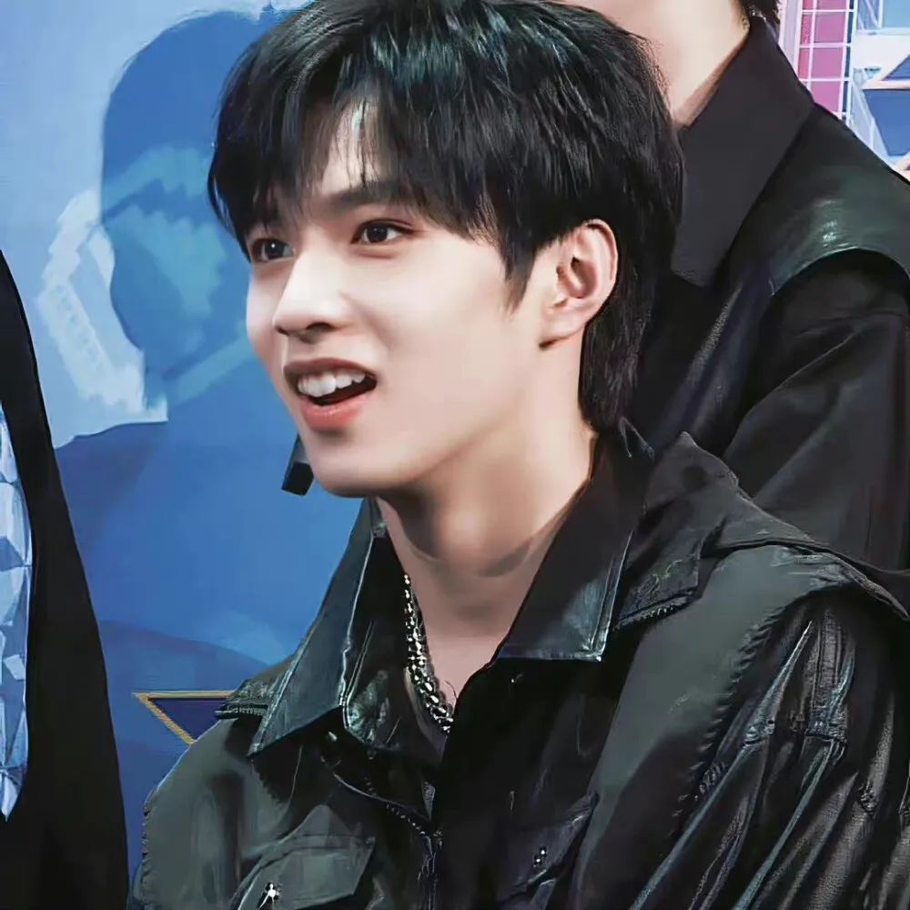 仙气女头像真人氛围感超强,情侣头像氛围感高级照片