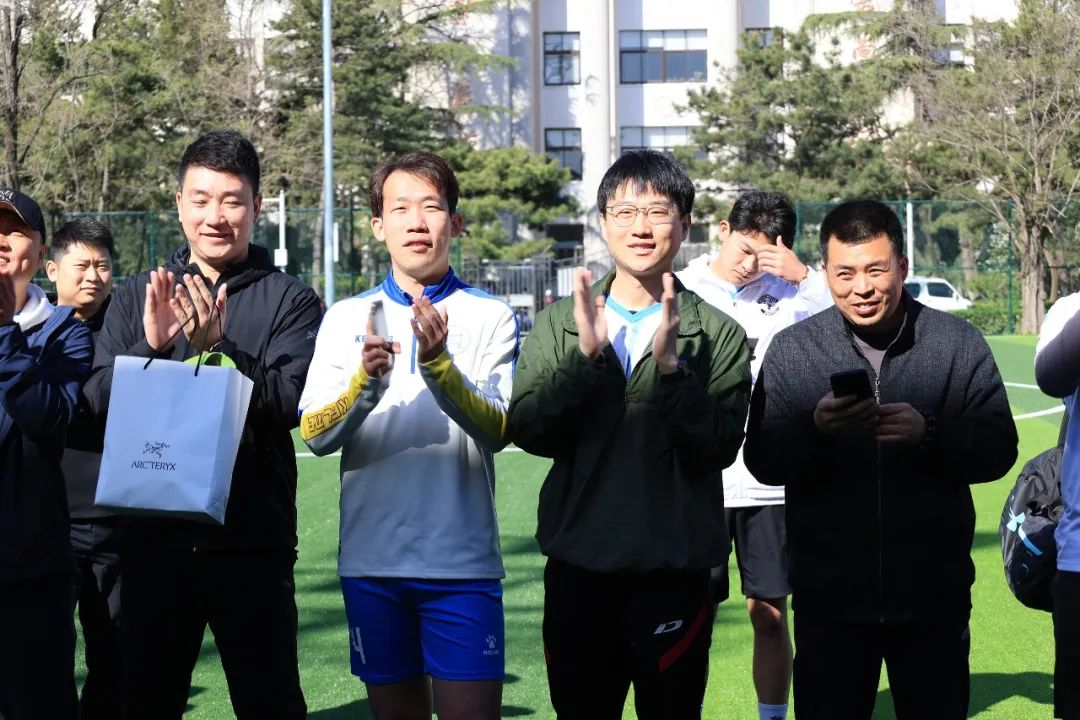 足球场改造扩建,最新足球场开放