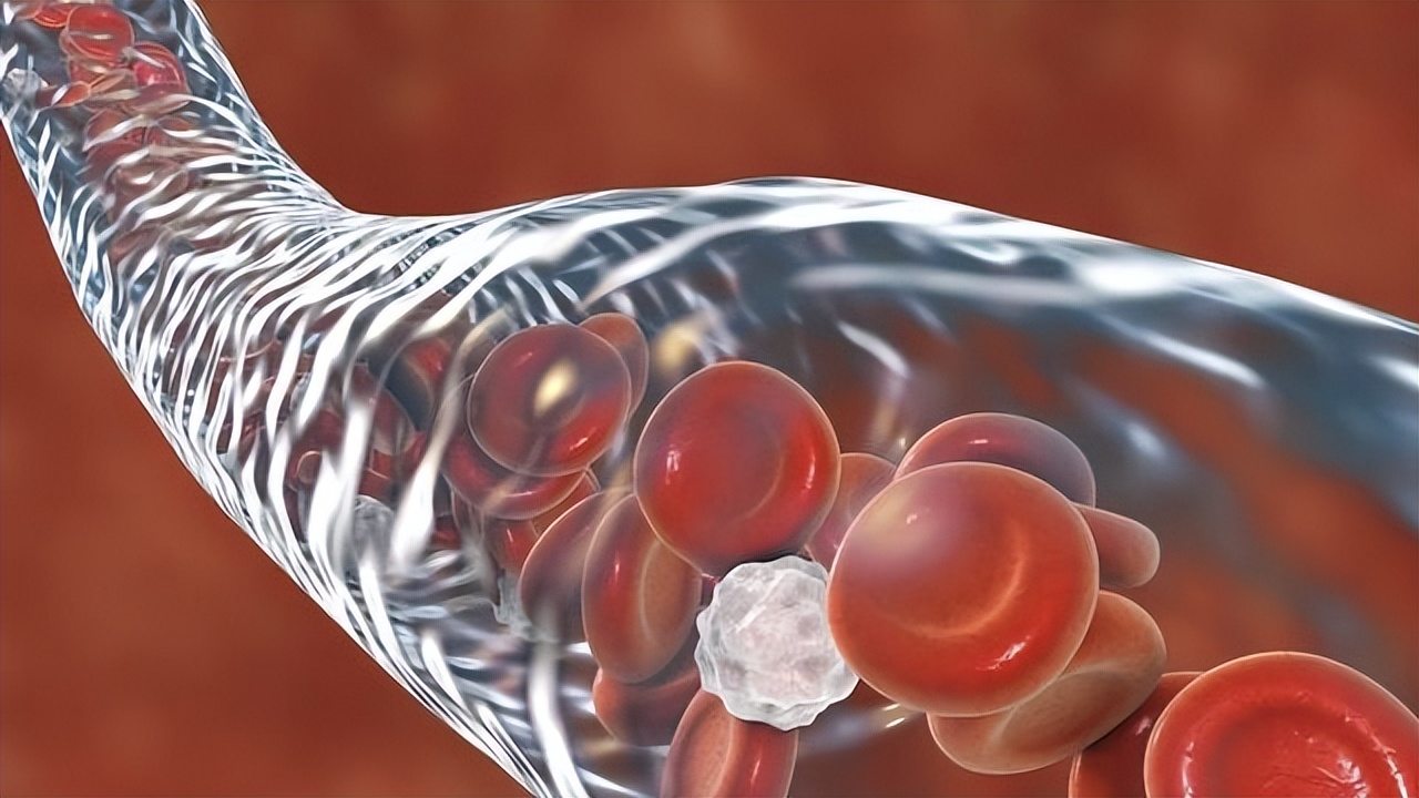 孩子颈部鼓起一个硬包图片,小孩颈部有鼓包颜色变重
