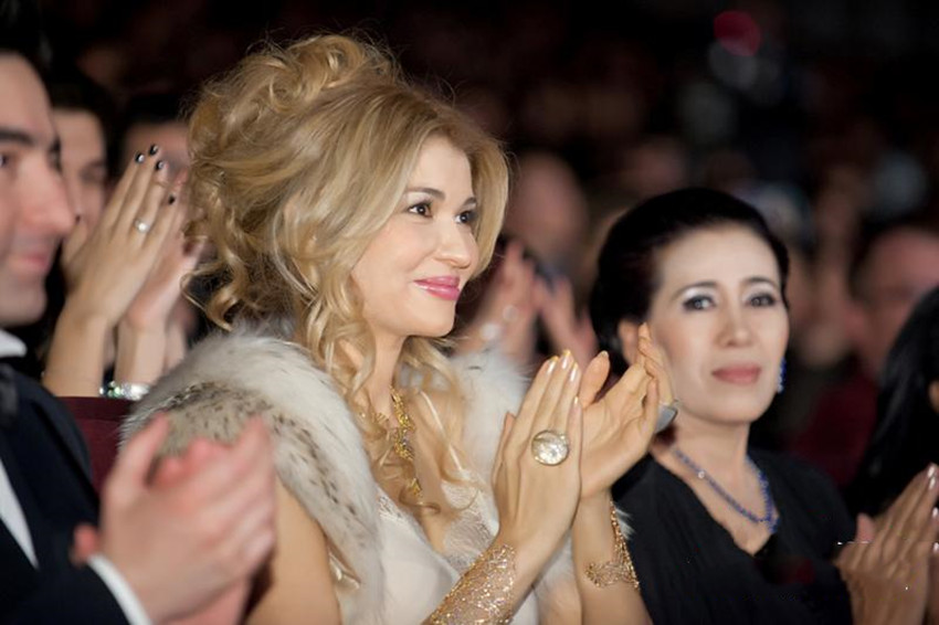 卡里莫夫一直在培养女儿为总统接班人，为何临终前却软禁了她