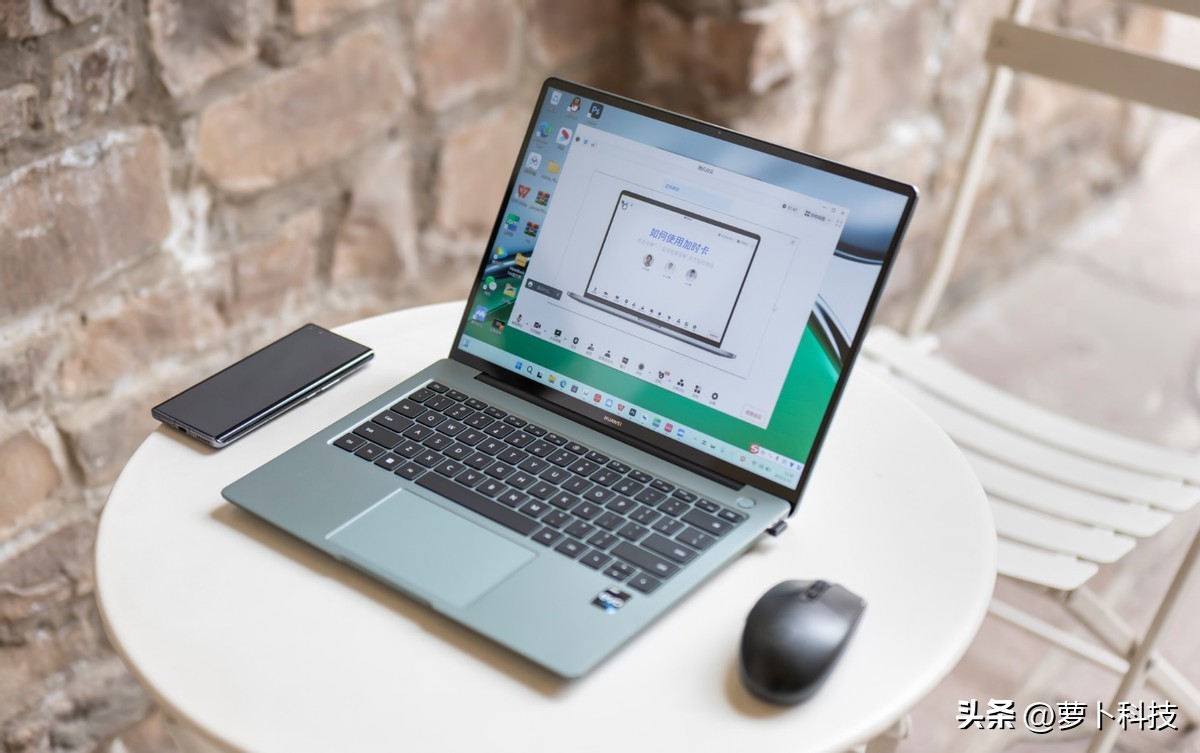 华为matebook14s2022款外观及插口,华为matebook14s2022款深空灰