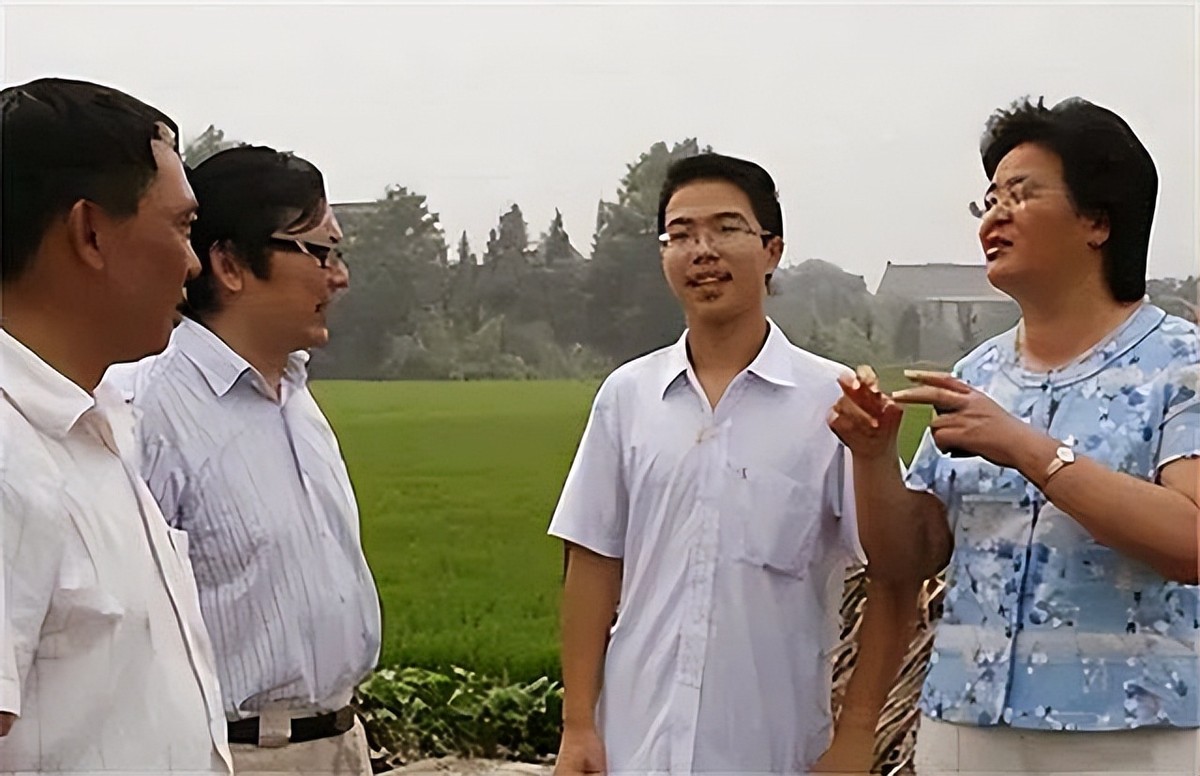 2010高考775字作文,江苏省10年高考作文题目