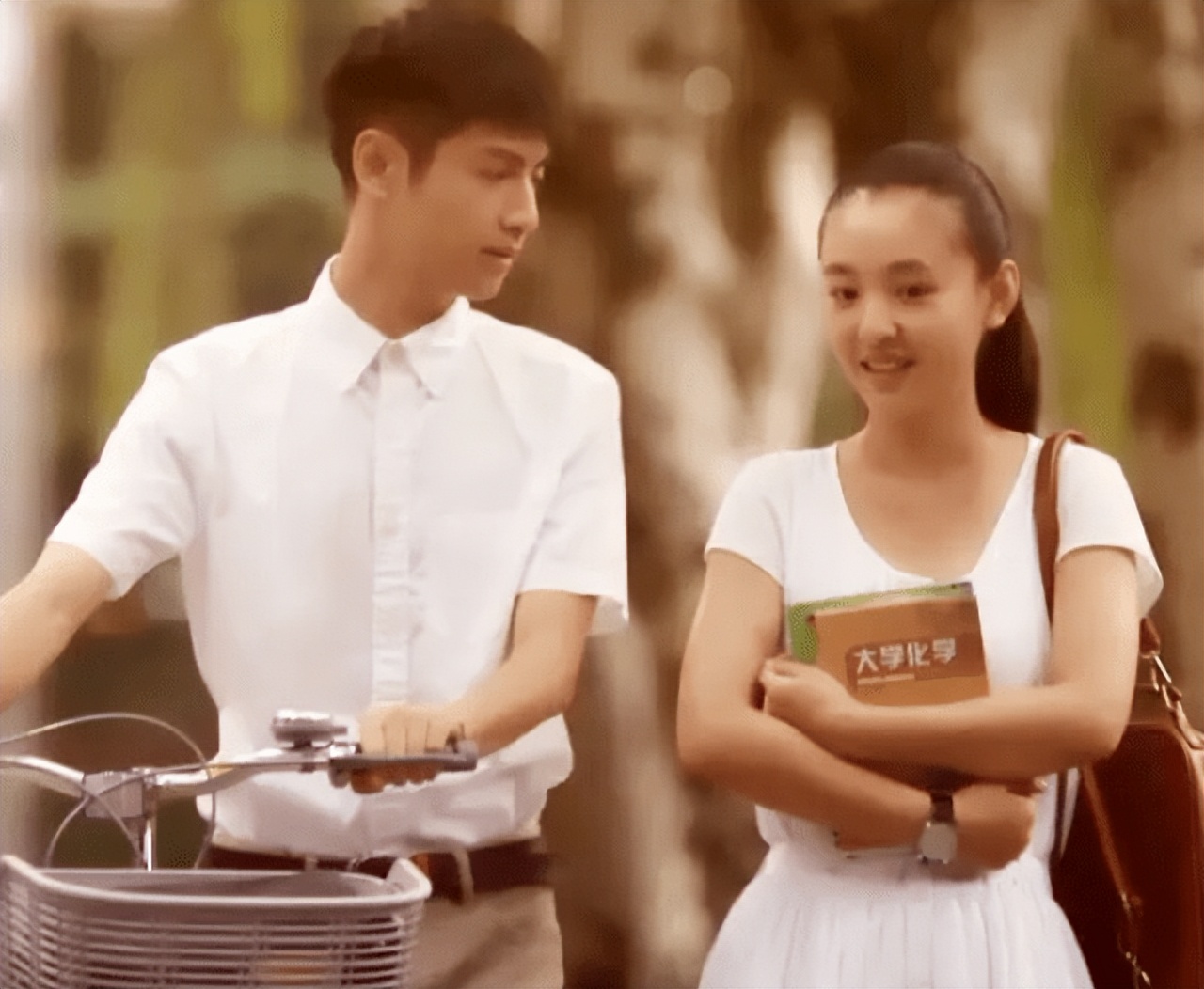 成功转型为明星的50位网红,凭自己努力走红的10位网红