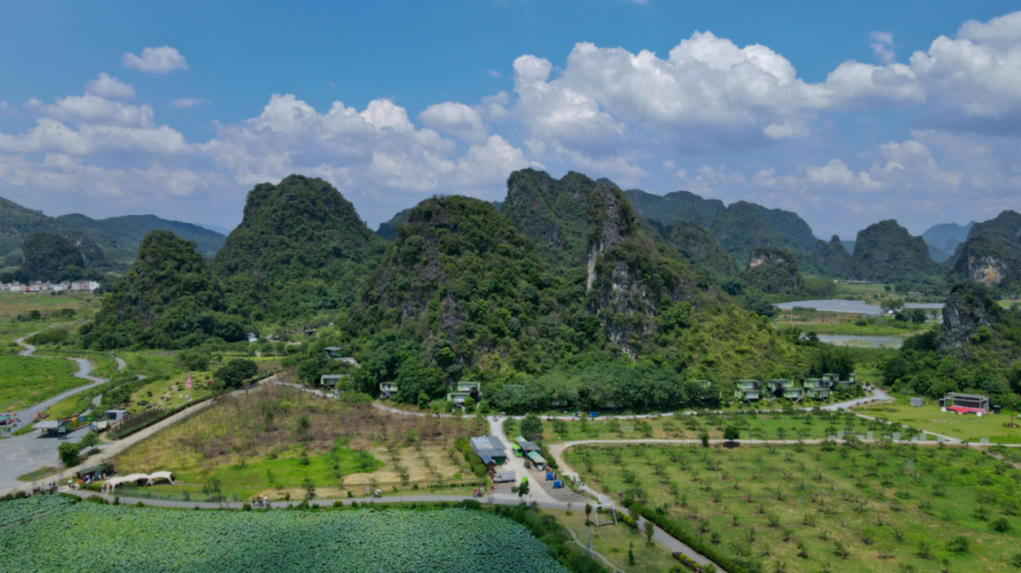 清远英德峰林晓镇精品露营地,清远英德湖畔野奢露营