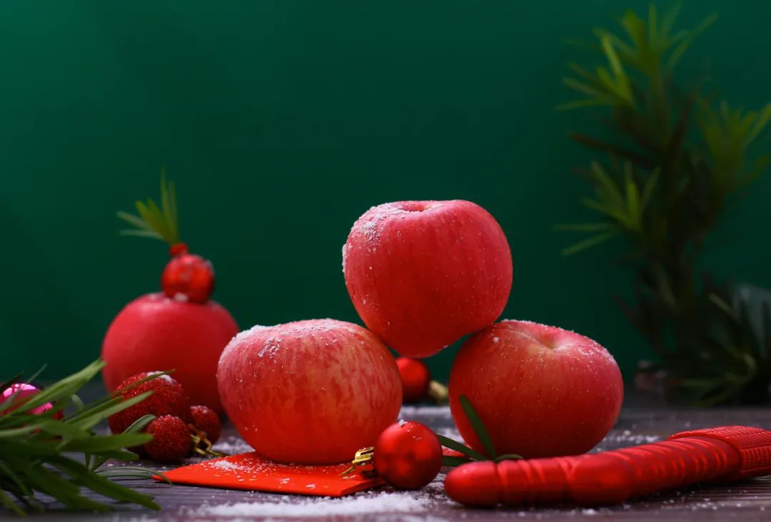 收到圣诞节礼物怎么发朋友圈文案,幼儿园小朋友过圣诞节朋友圈文案