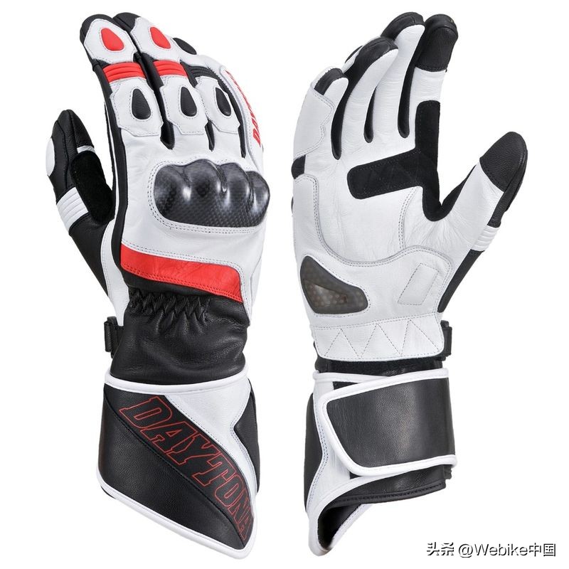 反季节衣服买什么划算,反季节买衣服划算么