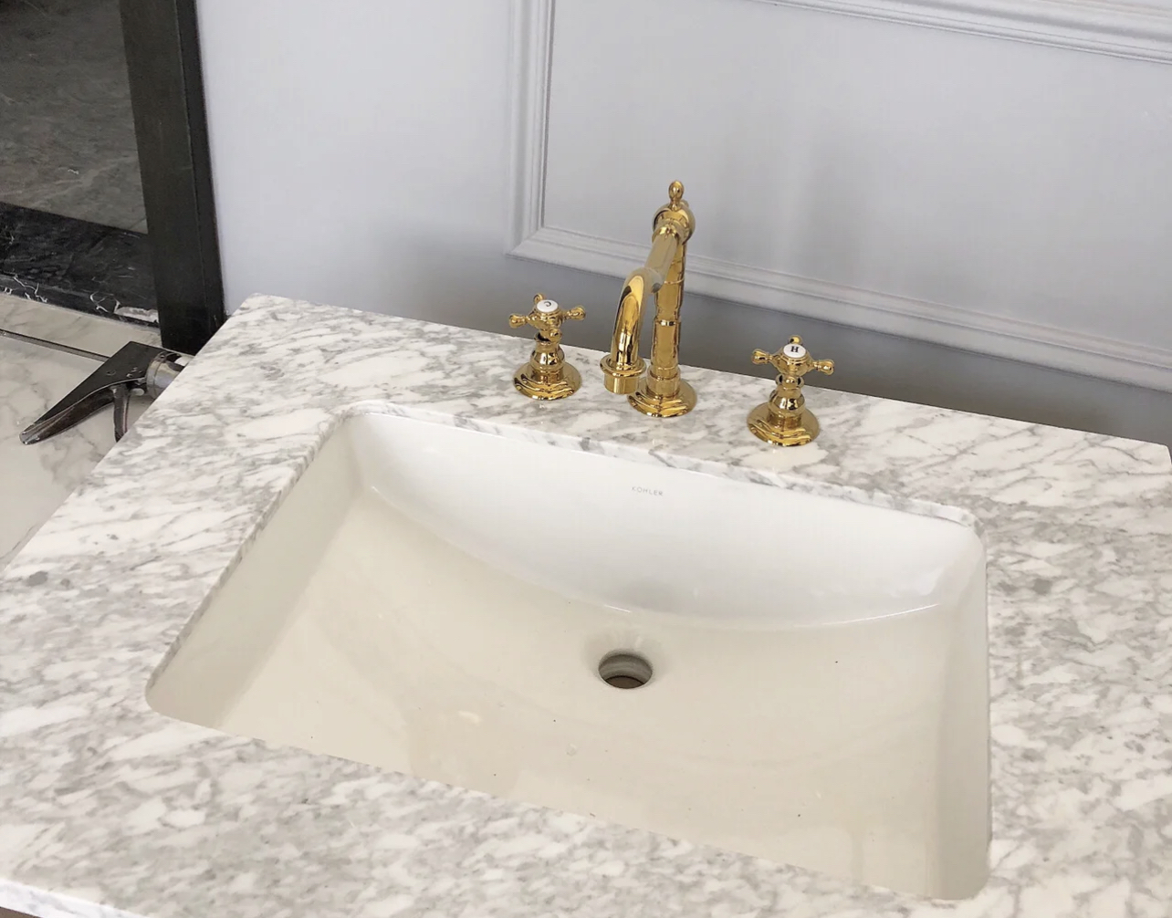 买水龙头是冷热的好还是恒温的好,买水龙头目前怎么买不上当