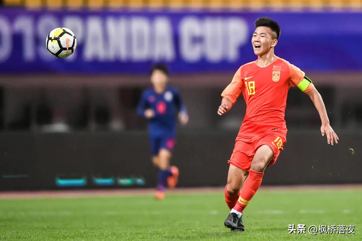 有希望接班武磊！18岁国青队长联赛攻破巴萨大门，成历史第二人