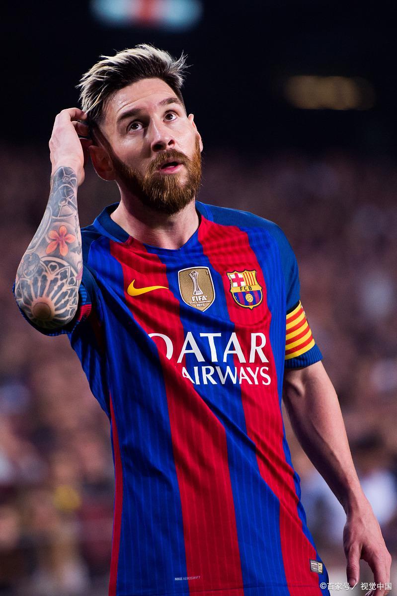 39岁球王梅西,梅西被官方称球王