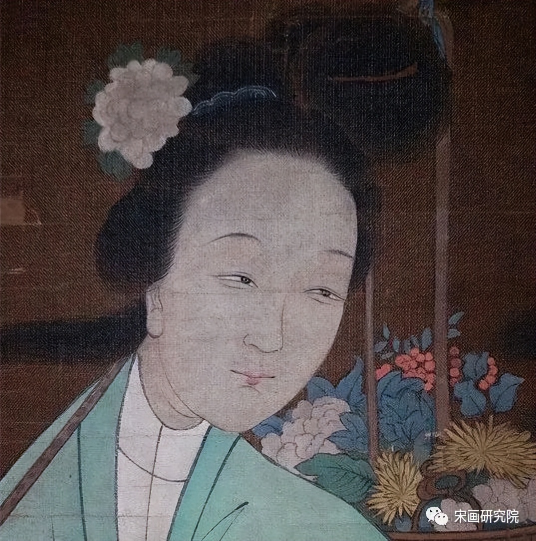 美目盼兮巧笑倩兮形容哪位佳人,美目盼兮的诗句