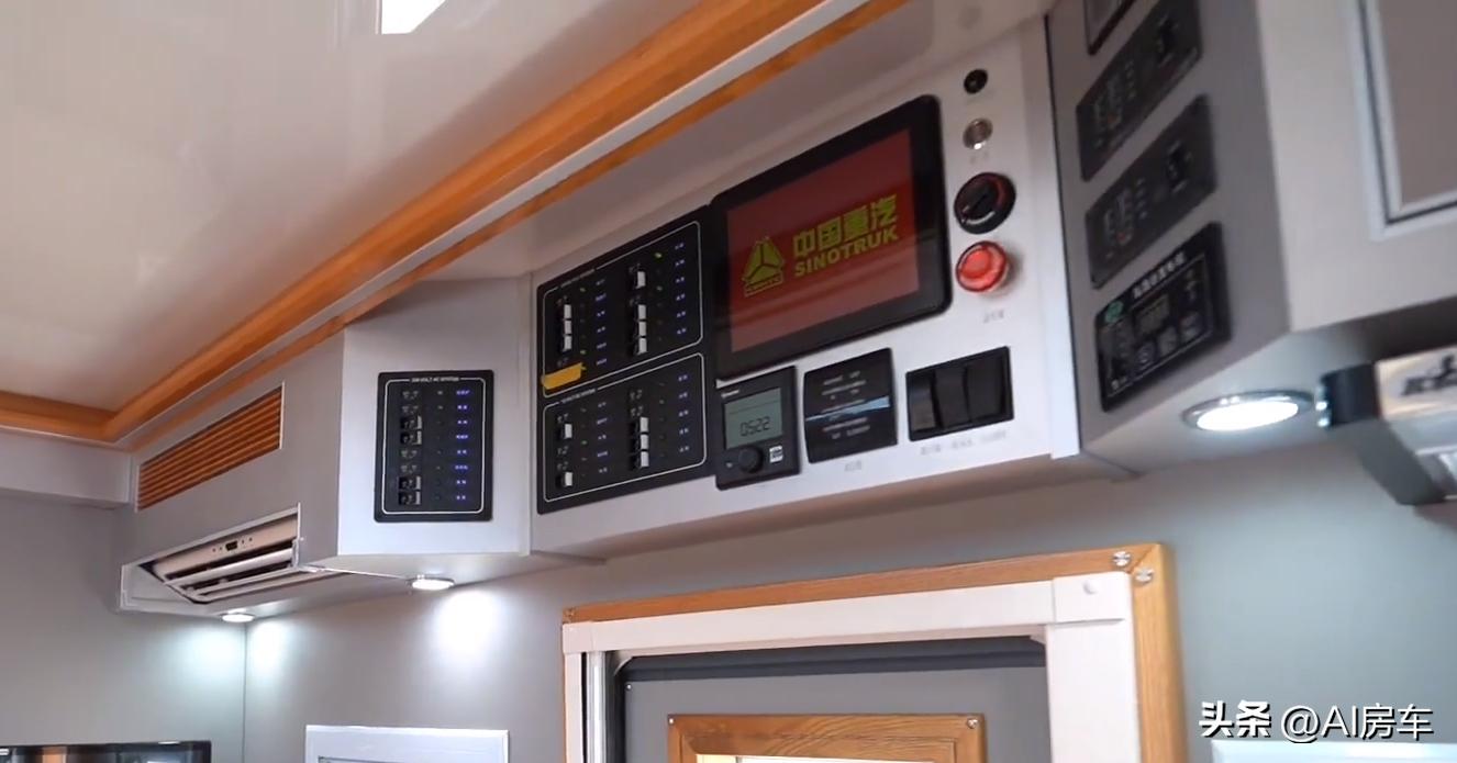 C2本能开的国产军卡型大房车！吃住，越野小意思，还能组团开聚会