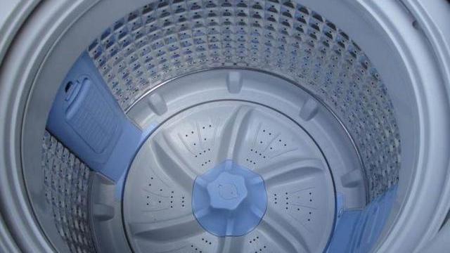 洗衣机买滚筒的还是买波轮的好,洗衣机买滚筒还是买波轮比较好