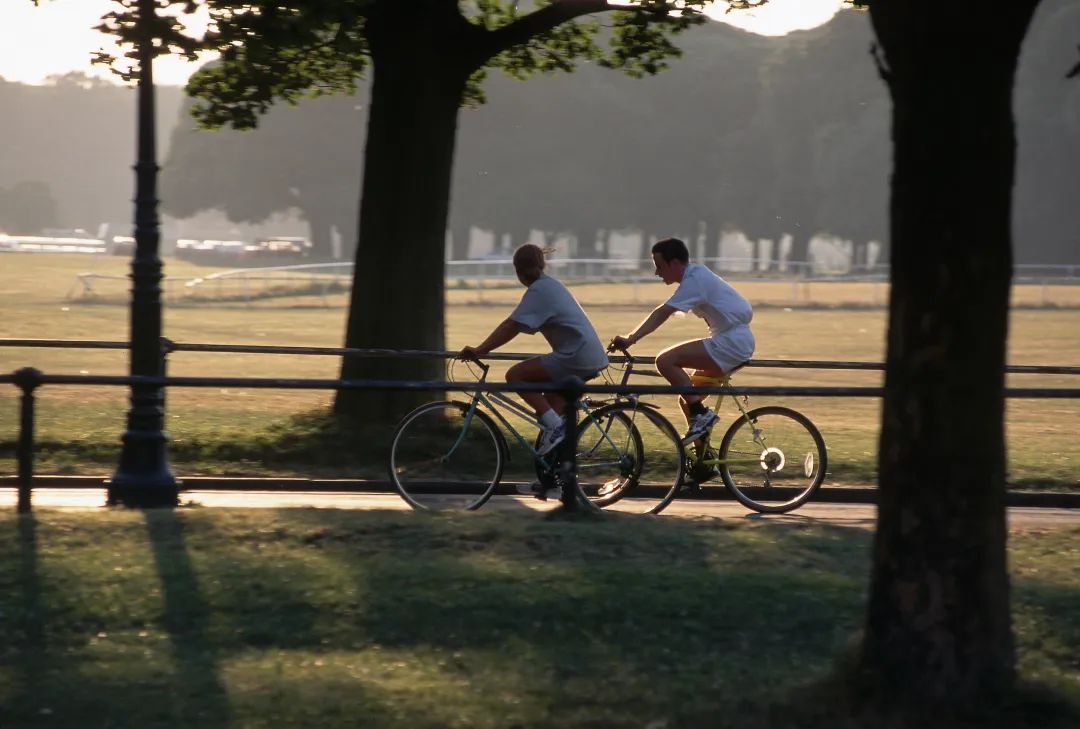 1万元的两轮电动车,腾讯、高瓴都看中了