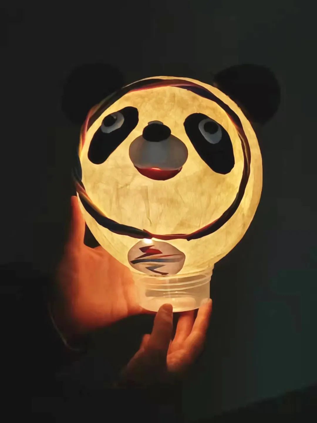 来吧~展示！谁能拒绝花灯版“冰墩墩”“雪容融”