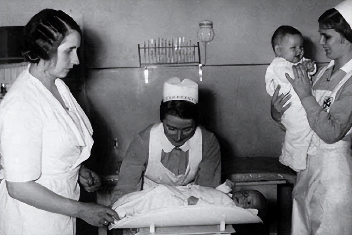 二战德国女性的下场,二战时被德军抓的女人