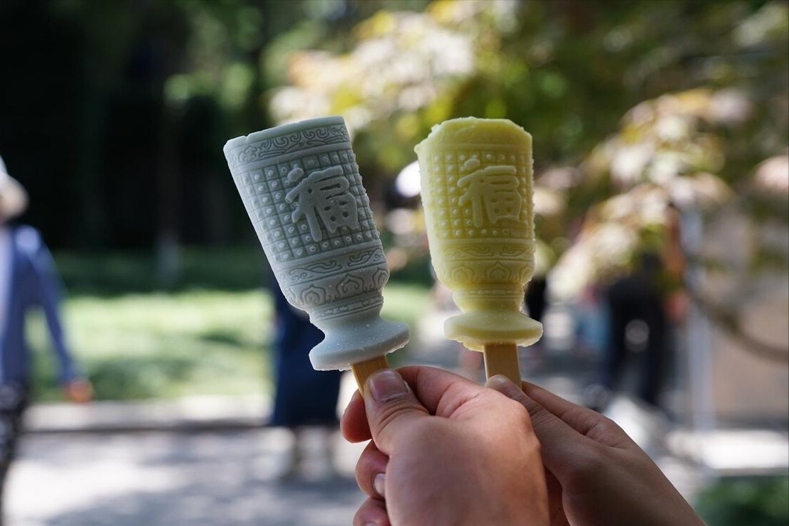 为啥吃冰淇淋,为什么吃冰淇淋有人说会太烫