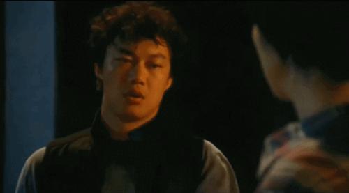 闄堝杩呭鐢熸椂鏈熺殑鏍峰瓙,闄堝杩呭崄骞村墠鍜屽崄骞村悗绔ュ勾鏃х収