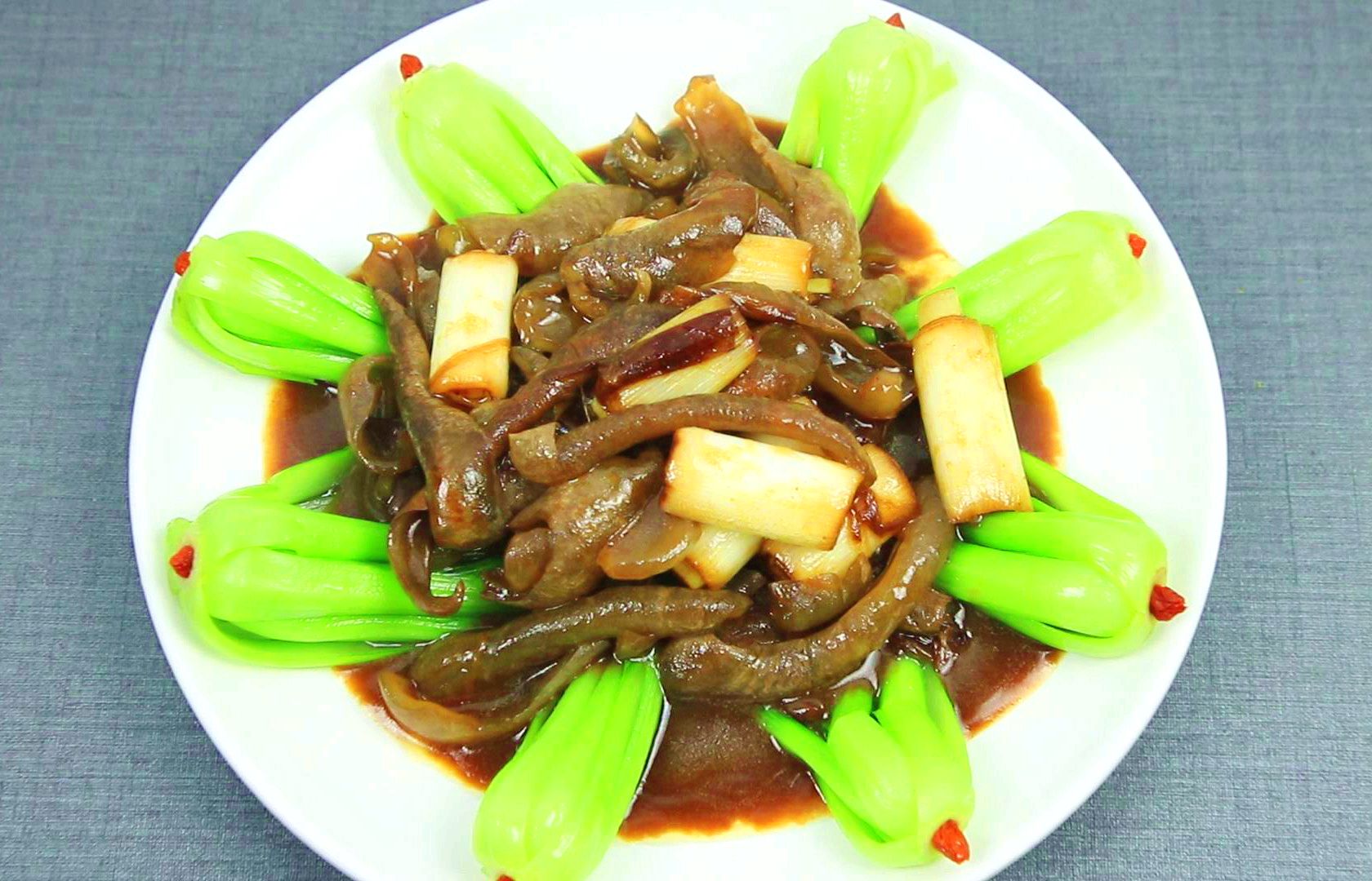 补钙的食物除了红枣还有哪些,海参跟什么一起吃补钙