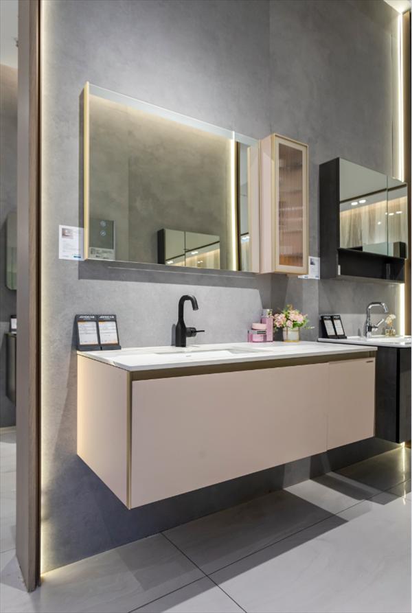 无接触式马桶,九牧浴室柜和马桶