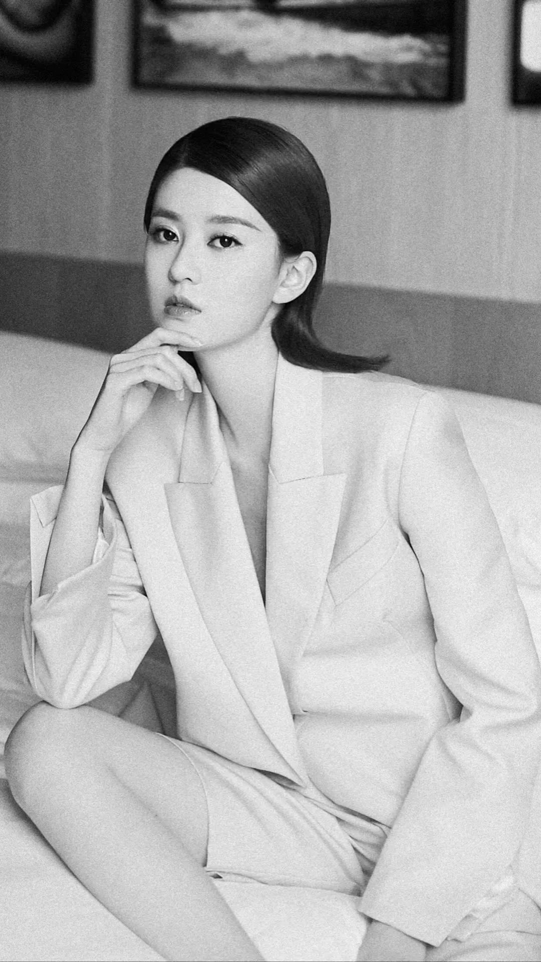 模特乔欣写真集,杨紫乔欣写真集