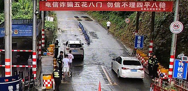 警花误闯缉毒现场,警花撞晕嫌疑人