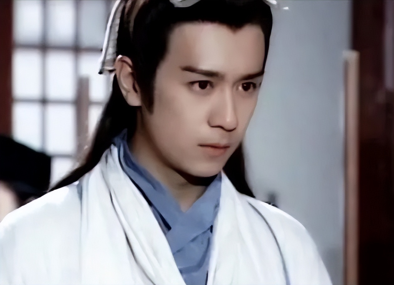 以前的轻功和现在的轻功,以前的轻功vs现在的轻功小视频