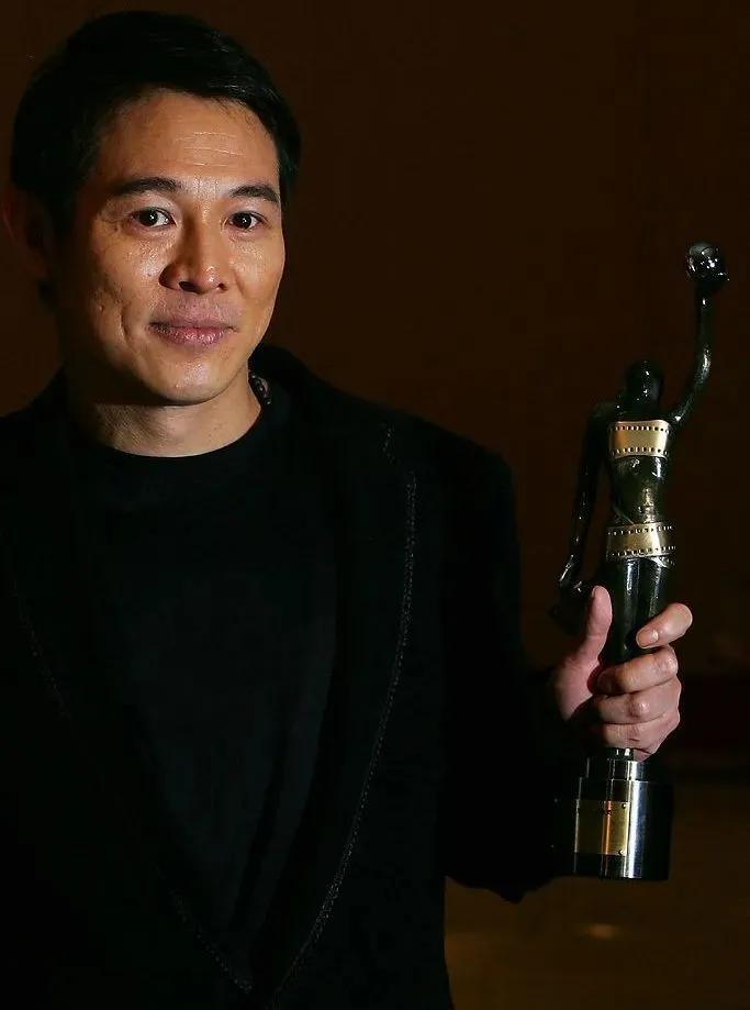 第41届香港电影金像奖颁奖刘青云,41届香港金像奖最佳男主角刘青云