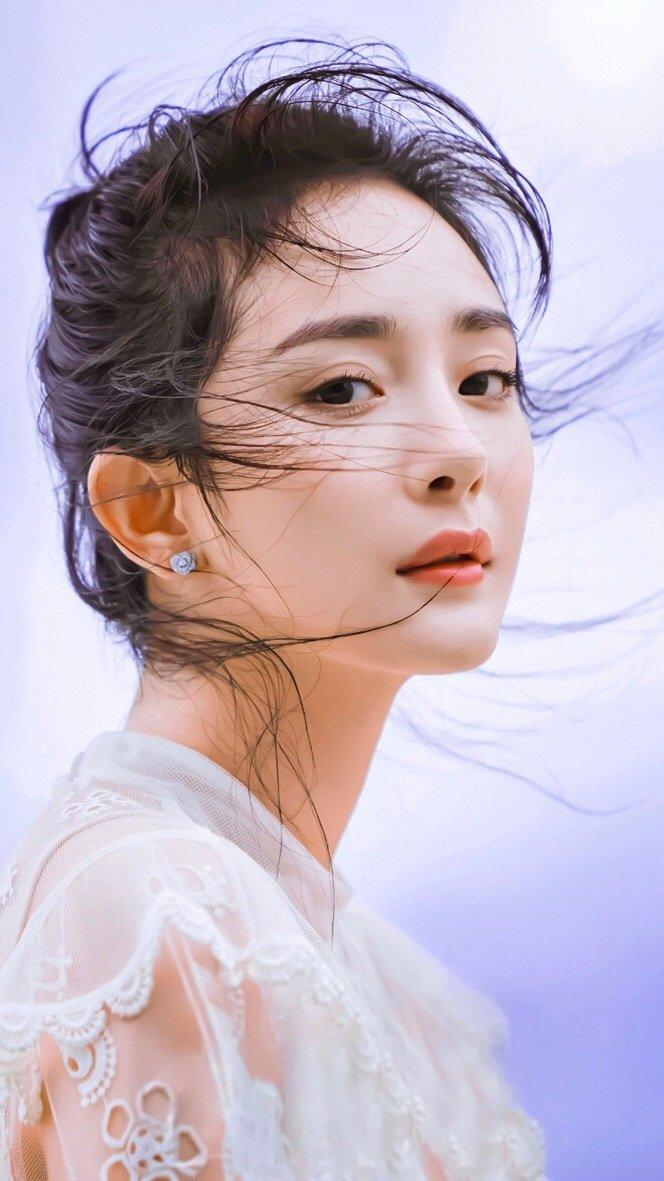 嘉行传媒在杨幂面前的求生欲,嘉行与杨幂