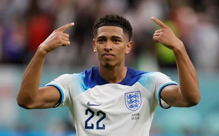 曝皇马有信心签贝林厄姆,贝林厄姆亮相皇马的笑容