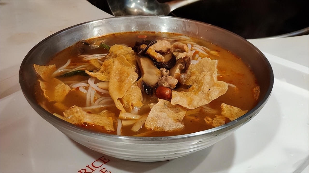 在柳州哪里的螺蛳粉最正宗,柳州哪个地方的螺蛳粉最好最正宗