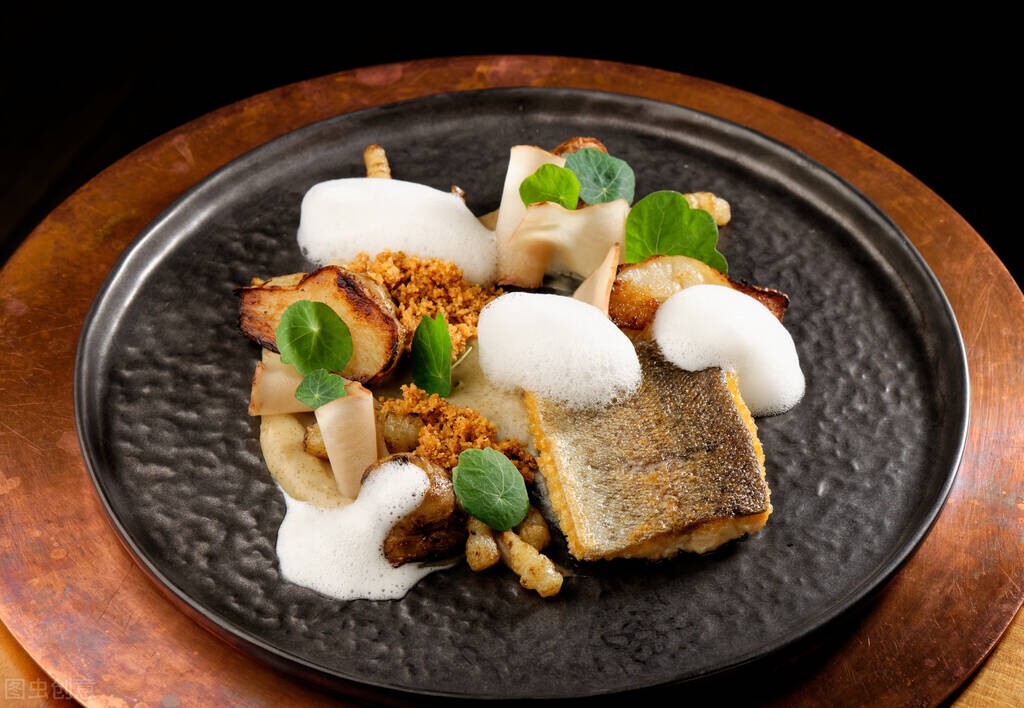 海鲈与加州鲈之间的区别,海鲈与花鲈的区别