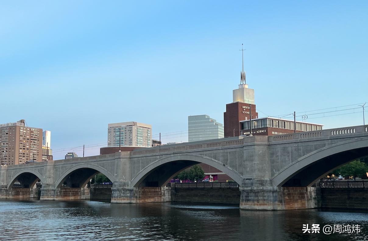 波士顿市区哪里有好玩的,波士顿查尔斯河简介