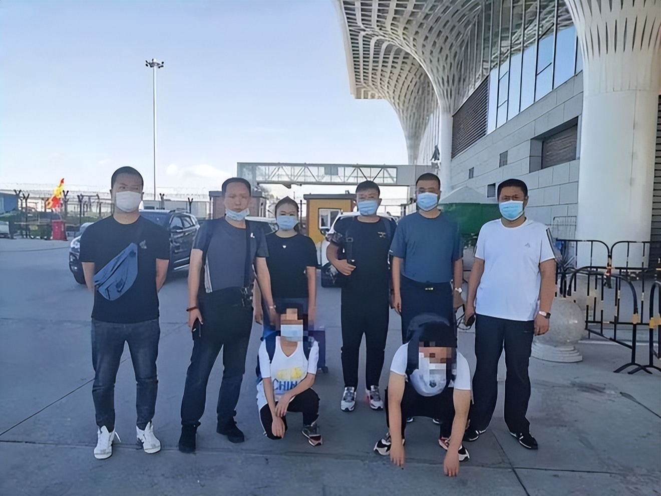 90后夫妻嫌赚钱慢拍视频,夫妻嫌上班赚钱慢拍淫秽视频获刑