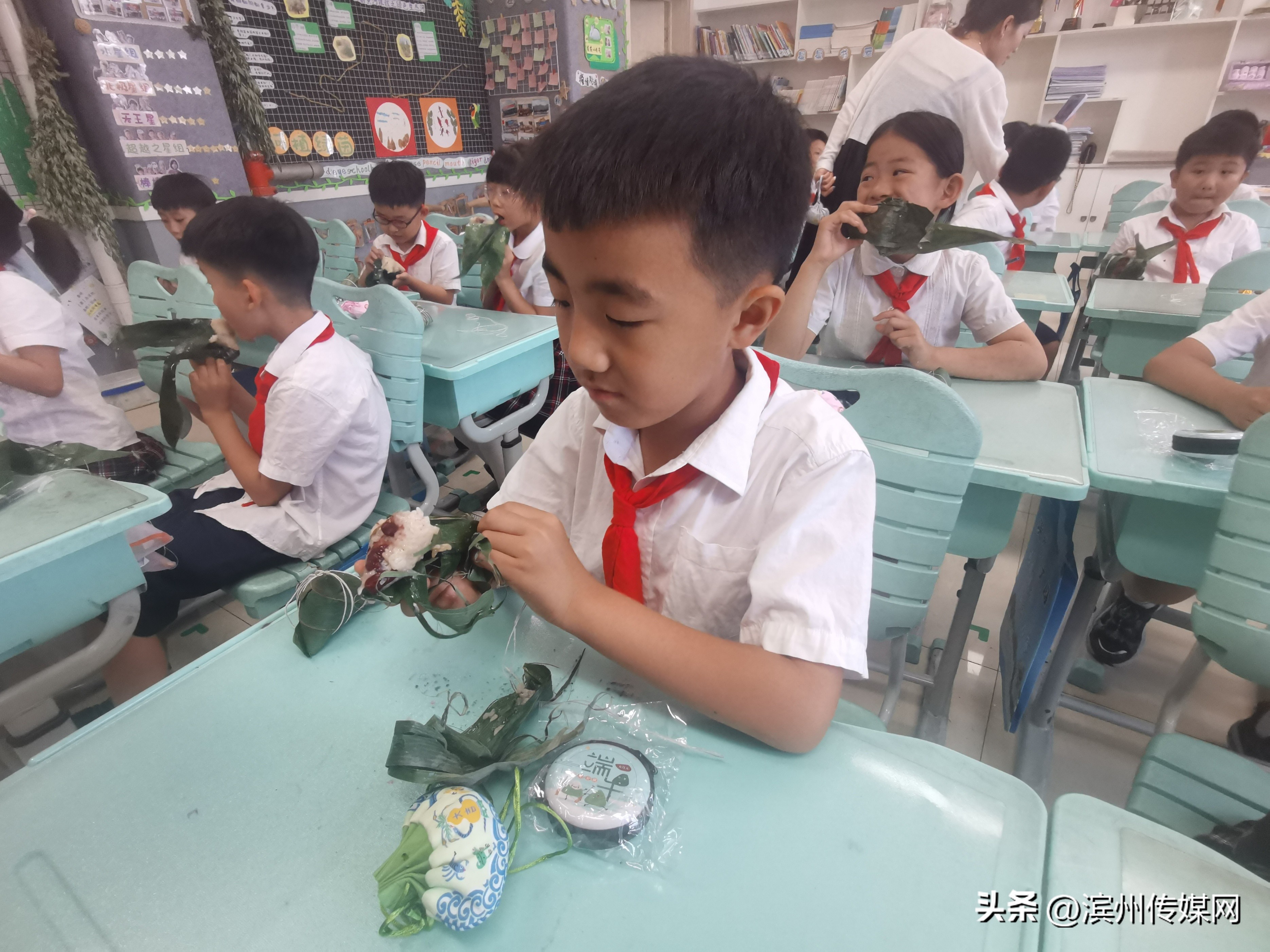 非遗文化进校园课堂设计,学校邀请非遗文化传承人进校园