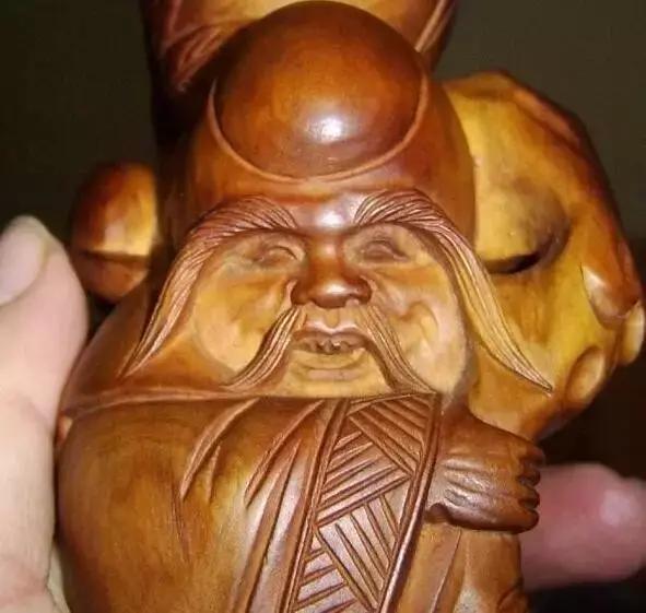 佛手雕件的寓意和象征,翡翠常见的雕件及寓意