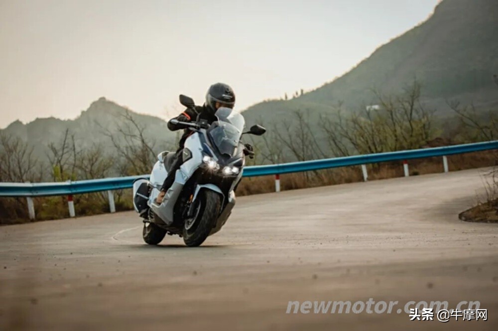 大阳adv350tcs版即将上市,大阳adv350标准版售价配置