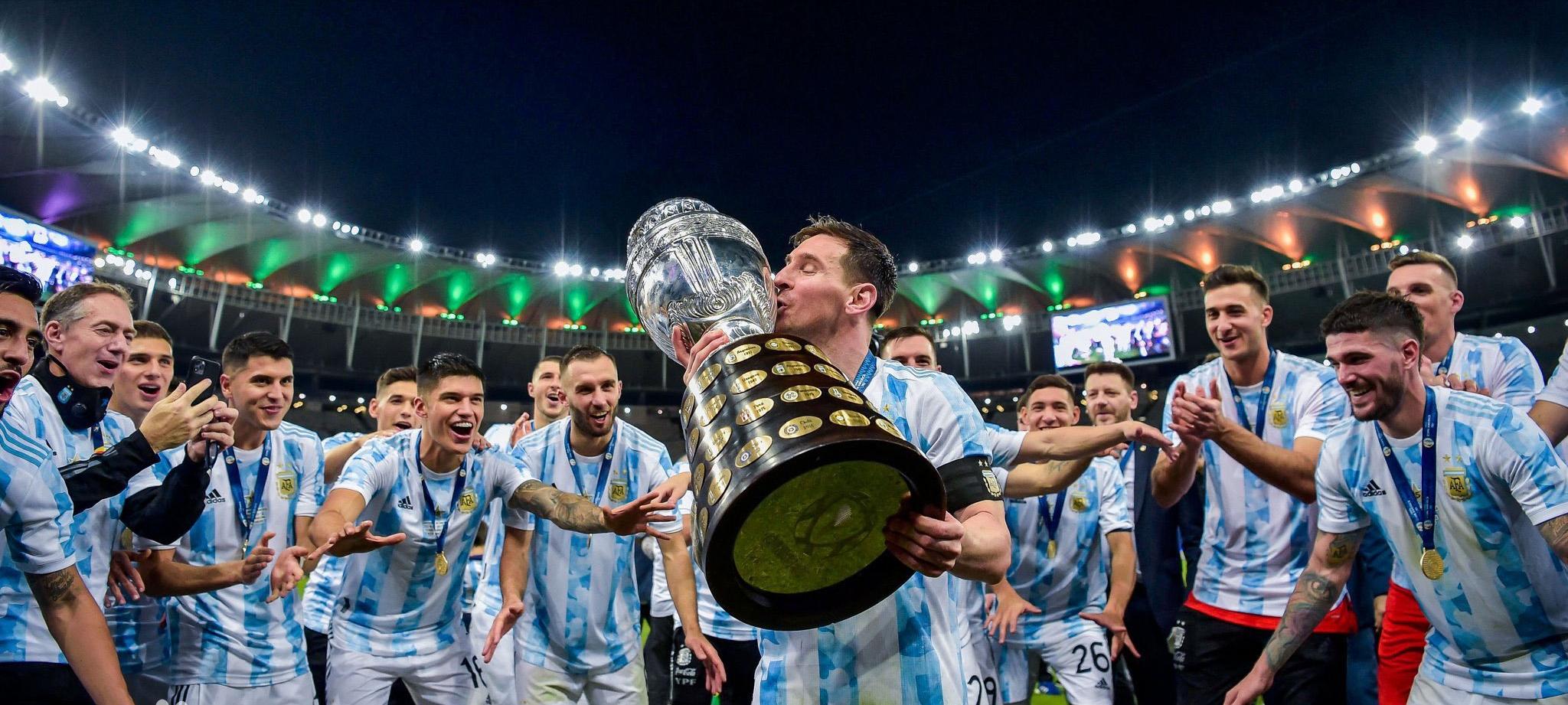 梅西来自阿根廷的足球传奇,为足球而生梅西作文