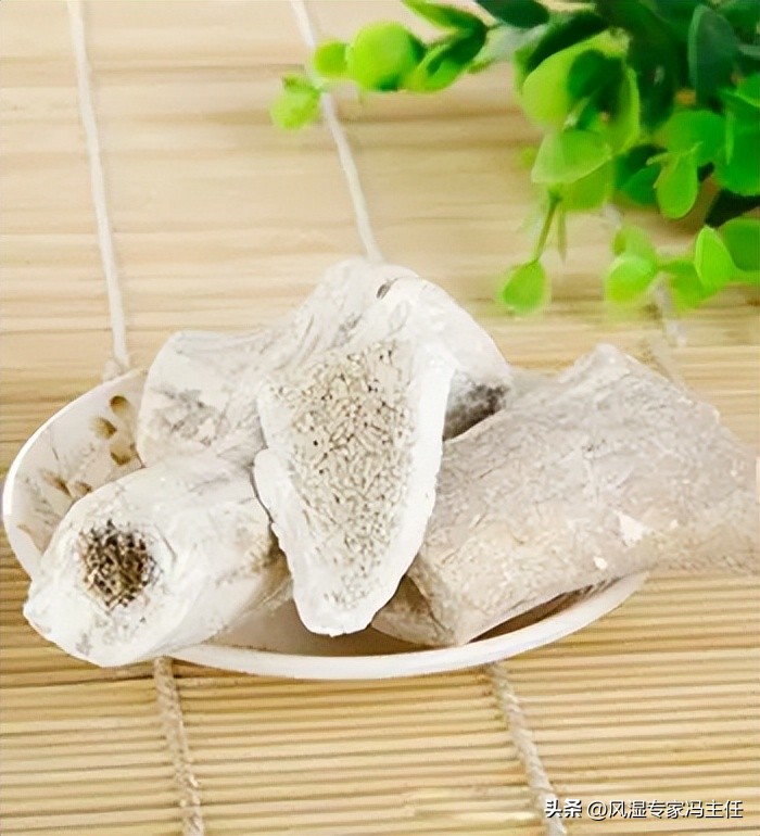 小伙强直性脊柱炎90°矫正,老中医冯兴华强直性脊柱炎