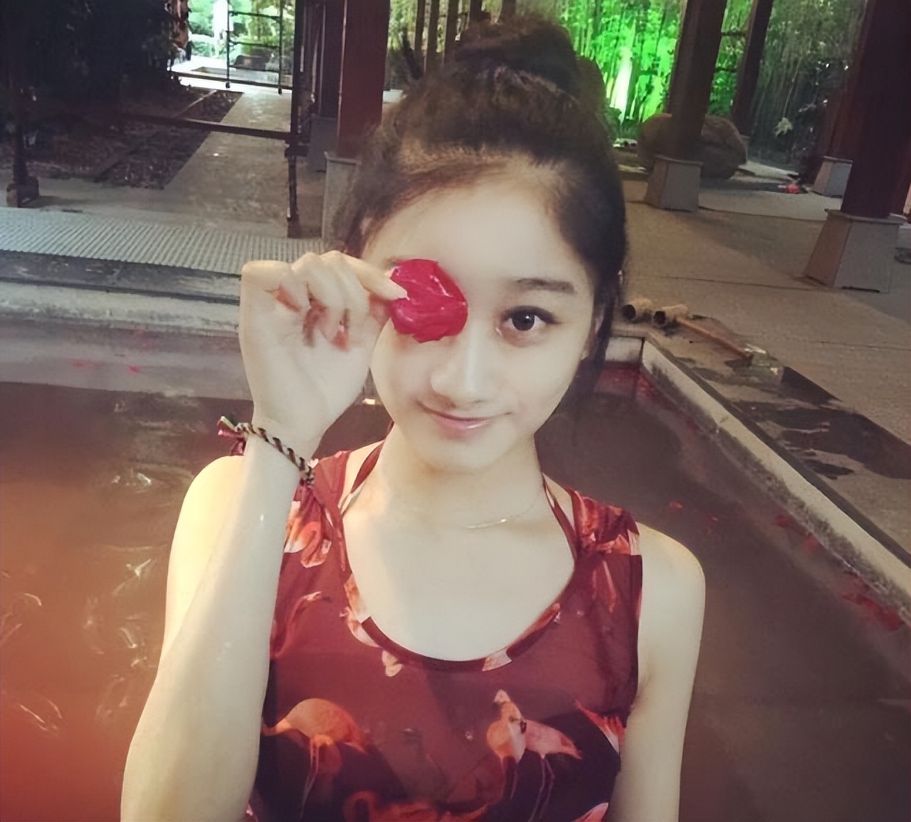 艺体女神王曼亲私密故事？浙大校花颜值不输张豆豆？曼亲生活细节