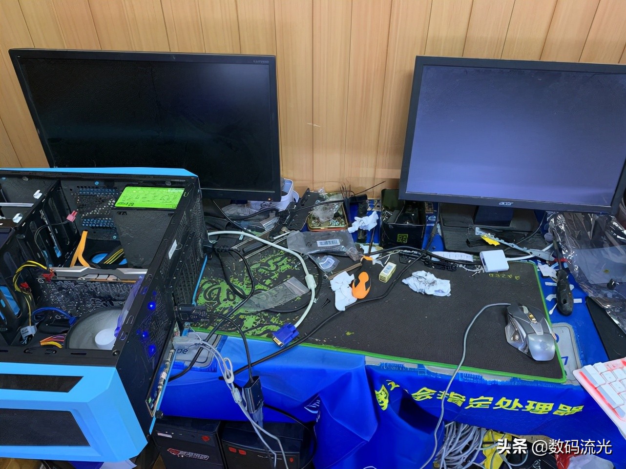 电脑频繁黑屏是显卡坏了还是,老板说电脑坏了怎么回复